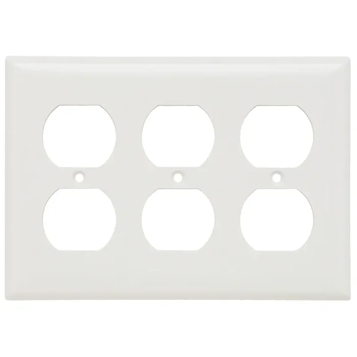Pass & Seymour SP83-W Thermoset Plastic Screw Mount Standard Size 3-Gang Wallplate 3-Duplex Receptacle White Top Rated